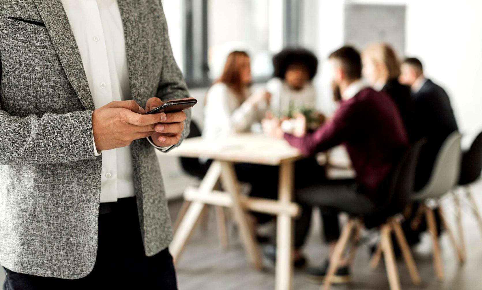 Consultoria financeira personalizada e análise de investimentos